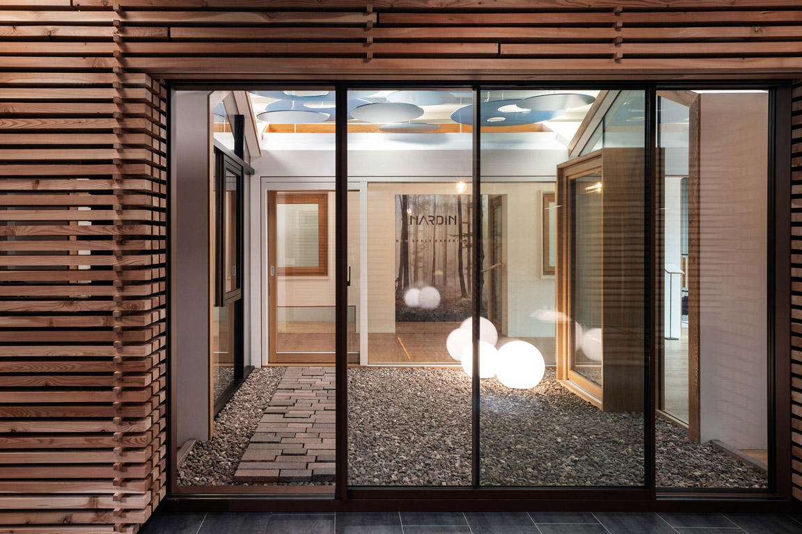 ALBERE_SHOWROOM_WEB_04.jpg